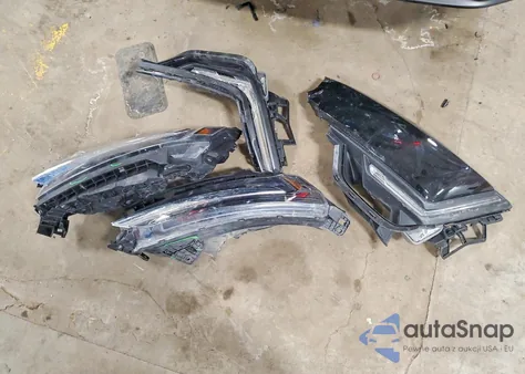 2018 Honda Clarity Touring из США, поврежденный, VIN JHMZC5F37JC020063